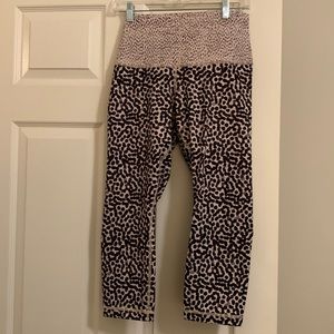 Lululemon Wunder Under crop rolldown, 10